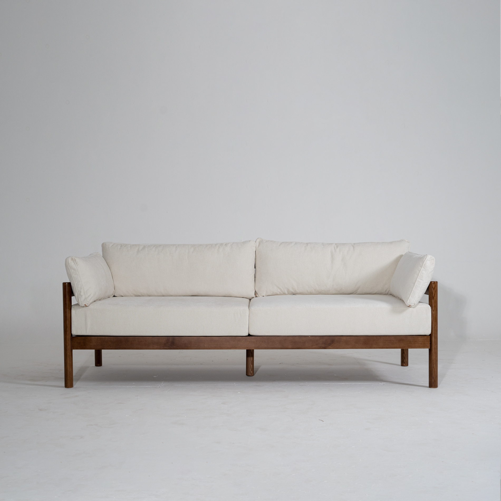 Sofa HEAVEN gỗ tự nhiên Tần bì, đệm bọc vải Dệt thô
